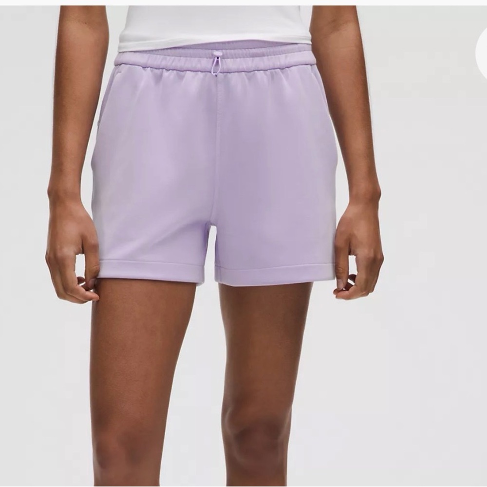 Lululemon Softstreme High-Rise Short 4" | Size 2 | EUC